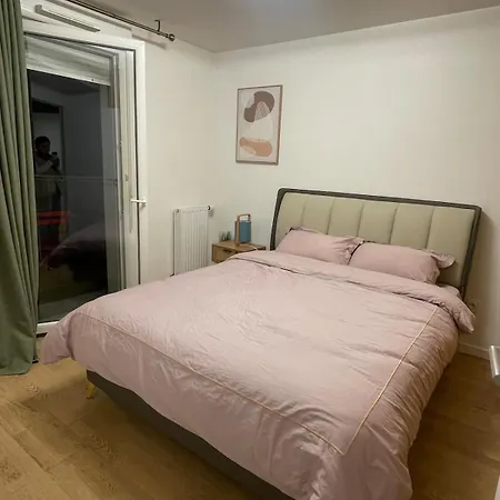 Ins - 2 Bedrooms - Metro Parking Prive Apartamento *
