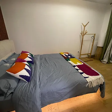 Apartamento Ins - 2 Bedrooms - Metro Parking Prive Bagnolet